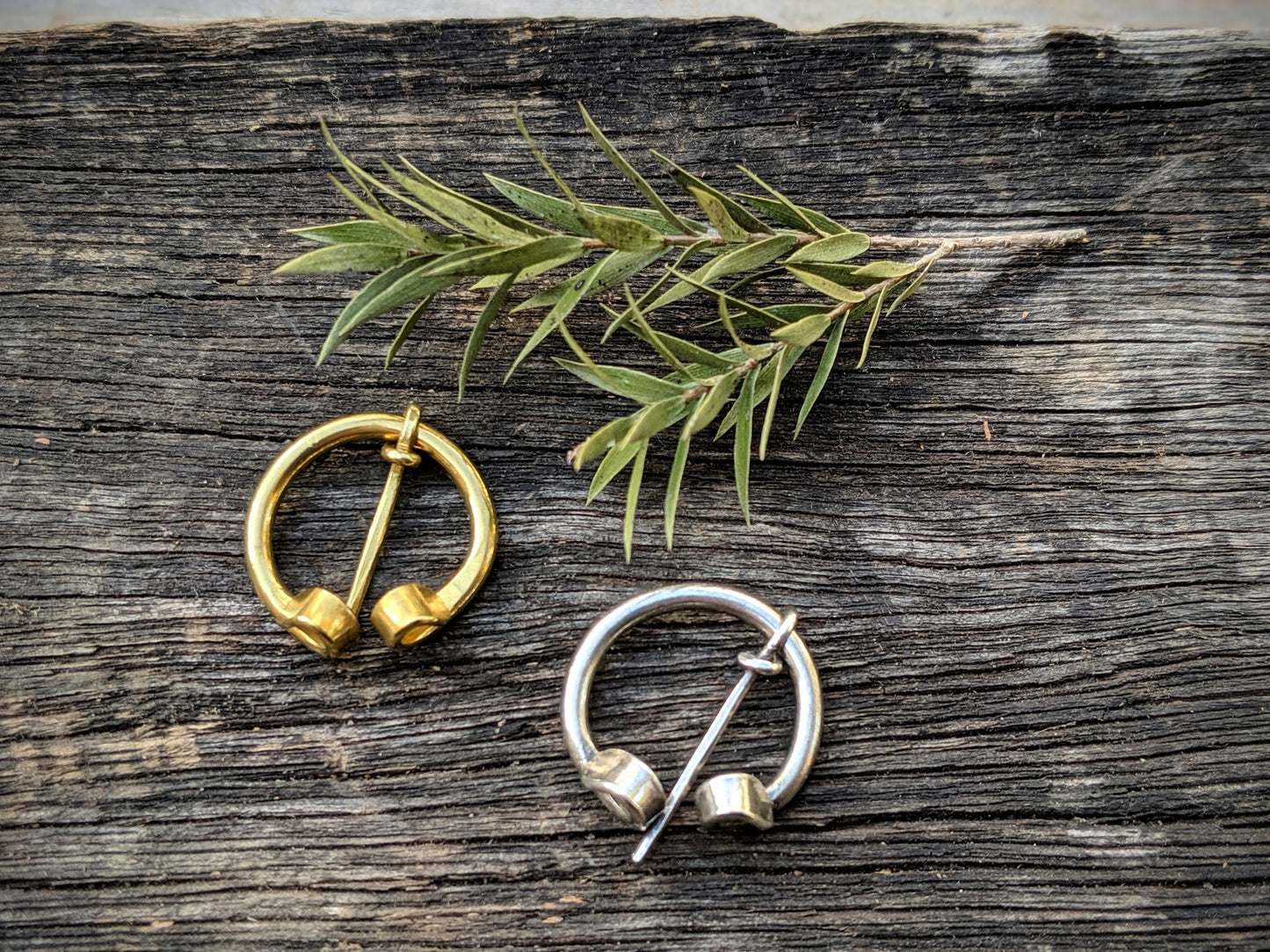 Sterling Silver Plain Penannular Brooch 2cm